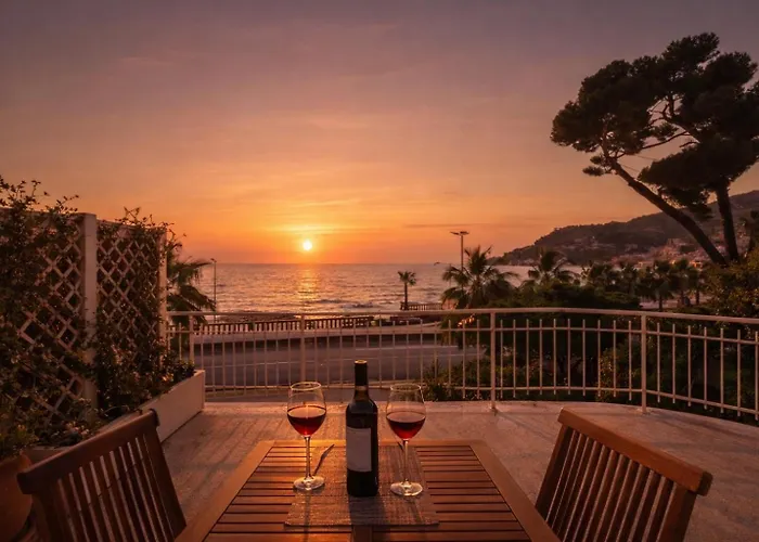 Seahouse Fronte Mare Con Terrazza Vista Mare